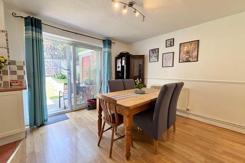 3 bedroom terraced house for sale, Wren Close, Melton Mowbray, LE13