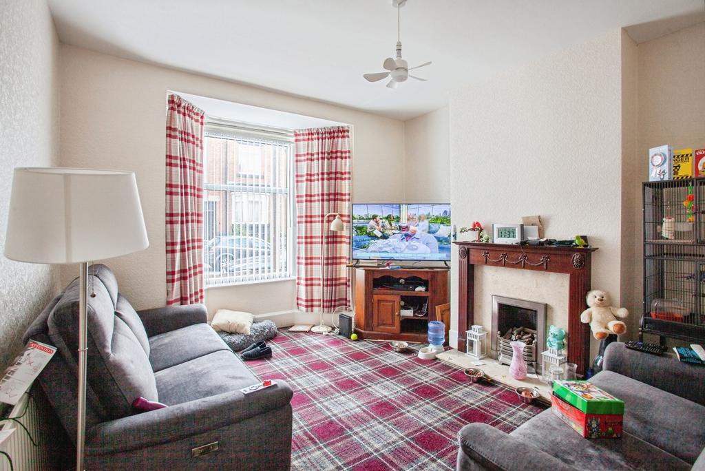 House in Sheffield, South Yorkshire - View 2