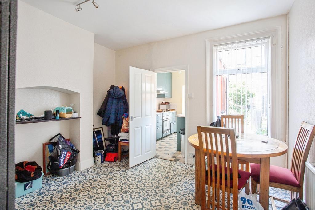 House in Sheffield, South Yorkshire - View 4