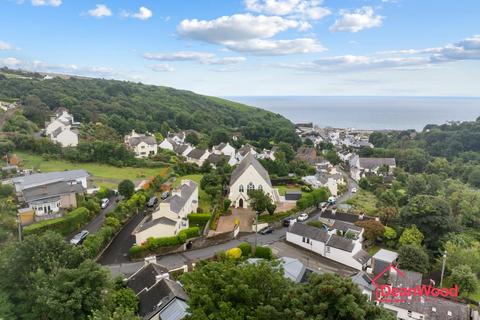 4 bedroom detached house for sale - Aanzicht 3