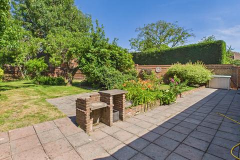 4 bedroom detached house for sale, Rogers Lane, Stoke Poges, Buckinghamshire, SL2
