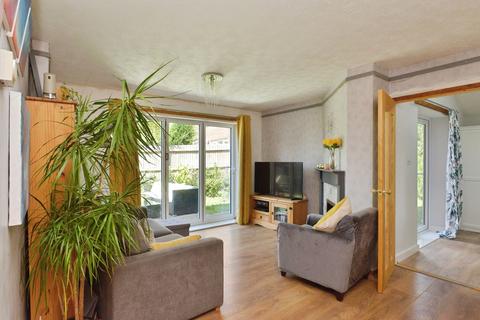 3 bedroom detached house for sale, Nursery Gardens, Bradwell, Milton Keynes, Buckinghamshire, MK13