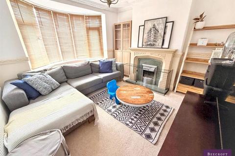 3 bedroom semi-detached house for sale, Tempest Avenue, Darfield