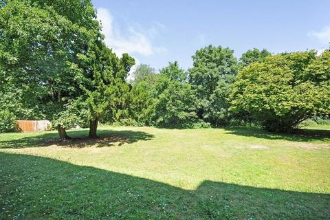 2 bedroom flat for sale, London Lane, Bromley BR1