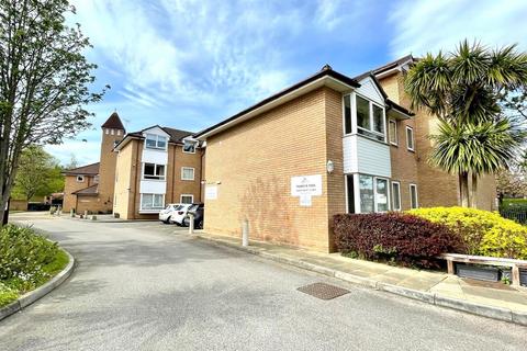 1 bedroom retirement property for sale, Penrhyn Avenue, Rhos On Sea, Colwyn Bay