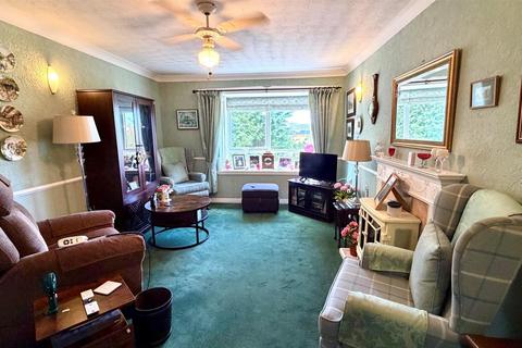 1 bedroom retirement property for sale, Penrhyn Avenue, Rhos On Sea, Colwyn Bay