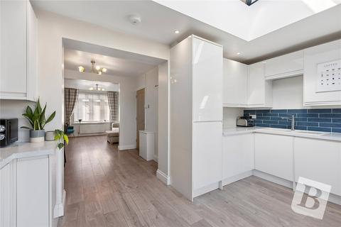 2 bedroom terraced house for sale, Raydons Road, Dagenham, RM9