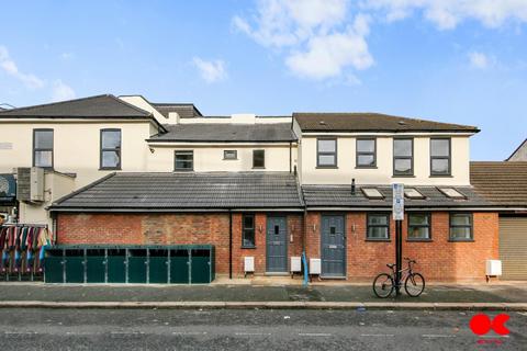 1 bedroom flat to rent, Green Street, London E7