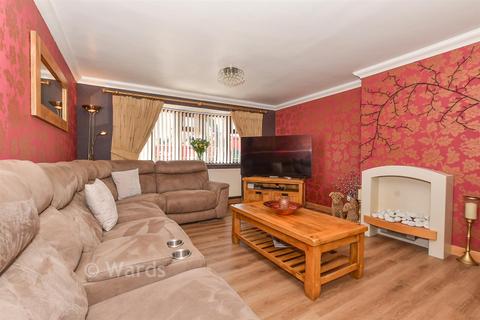 4 bedroom chalet for sale, Drake Avenue, Sheerness ME12