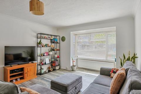 2 bedroom flat for sale, Simmonds Close, Poole, Dorset, BH15