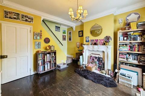 2 bedroom end of terrace house for sale, Park Avenue, Leicester LE2