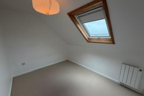 2 bedroom flat to rent, West End, Marazion, TR17