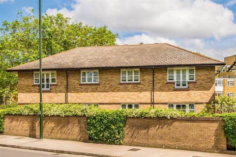 2 bedroom flat for sale, Walpole Road, Teddington TW11