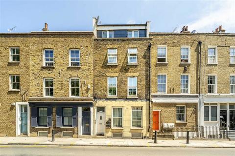 Cannon Street Road, LONDON E1