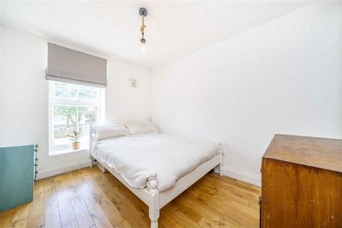 2 bedroom flat for sale, Cannon Street Road, LONDON E1
