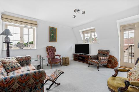 3 bedroom flat for sale, Kings Road, Berkhamsted, HP4