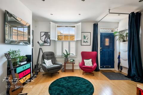 Sanford Lane, London N16
