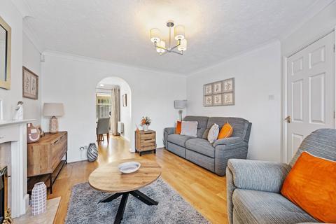 3 bedroom detached house for sale, Stratfield Way, Kettering NN15