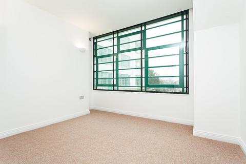 undefined, Western Avenue, Perivale, Greater London, UB6