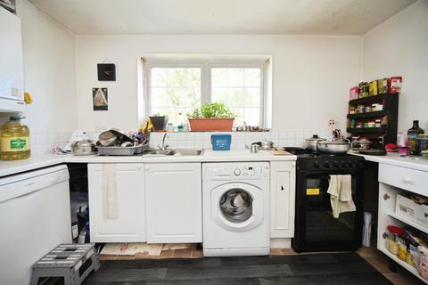 2 bedroom semi-detached house for sale, Lindsey Road, Luton