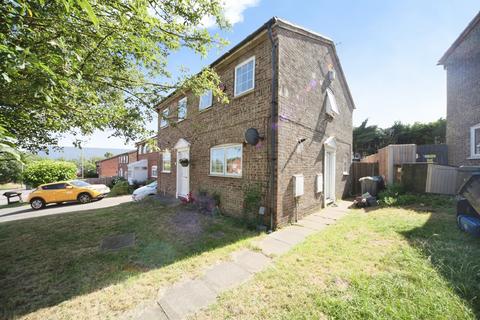 2 bedroom semi-detached house for sale, Lindsey Road, Luton