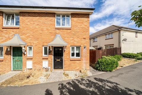 2 bedroom end of terrace house for sale, New College Walk, Walcot SN3