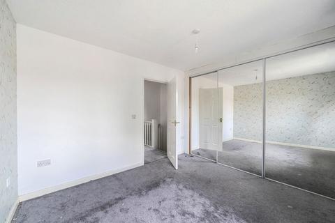 2 bedroom end of terrace house for sale, New College Walk, Walcot SN3