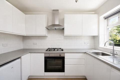 1 bedroom flat to rent, Warwick Road, Barnet, EN5