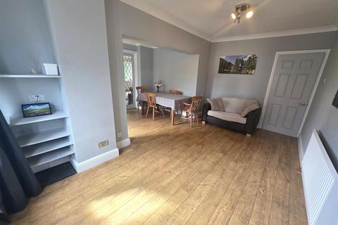 4 bedroom detached house for sale, Glenholme Road, Farsley, Pudsey
