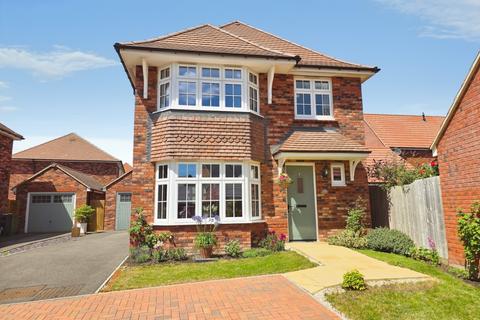 undefined, Samuel Reynolds Close, Great Oldbury, Stonehouse