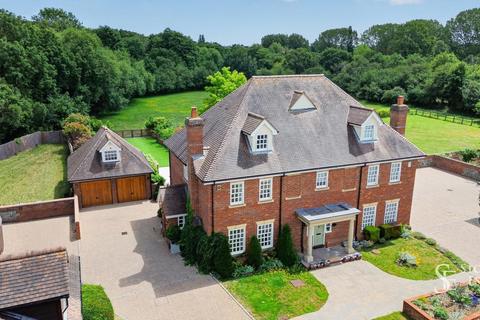 Buckland Gate, Wexham, SL3