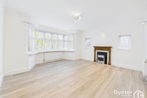 5 bedroom link detached house to rent, Weymouth Avenue, London, NW7
