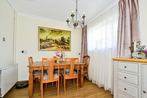 4 bedroom semi-detached house for sale, Hardens Close, Chippenham