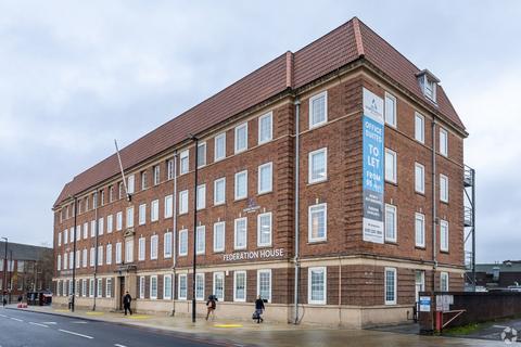 Office to rent, Station Rd Stoke On Trent ST4 2SA