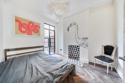 2 bedroom apartment for sale, Leahurst Road, Hither Green