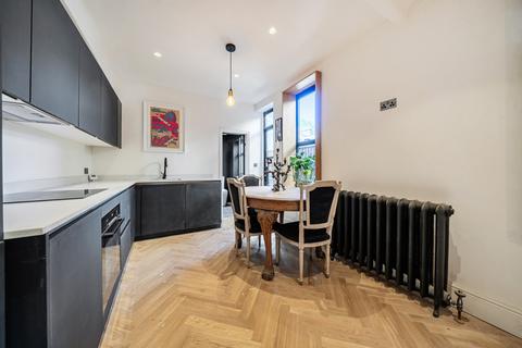 2 bedroom apartment for sale, Leahurst Road, Hither Green