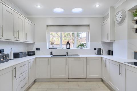 4 bedroom detached house for sale, Bellmans Grove, Whittlesey, Peterborough, Cambridgeshire