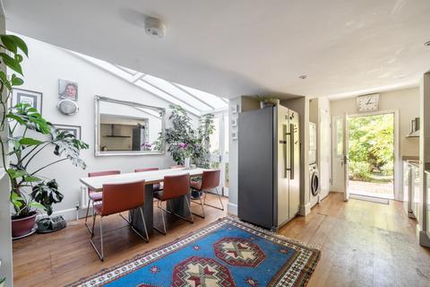 3 bedroom terraced house to rent, St. Johns Wood Terrace London NW8