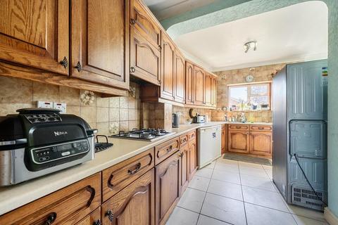3 bedroom semi-detached house for sale, Kenmore Avenue, Harrow HA3