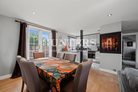 1 bedroom flat for sale, Finchley Road, London, NW3 7BL