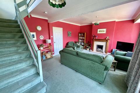 3 bedroom house for sale, Wellhouse Lane, Mirfield