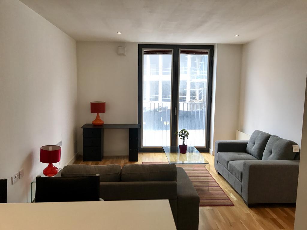 Apartment in Manchester, Piccadilly, City Centre - View 2