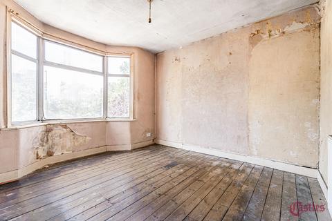 3 bedroom house for sale, Tewkesbury Terrace, London, N11