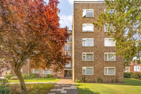 Tenterden Grove, London NW4