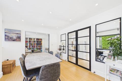 4 bedroom detached house for sale, Vence Close, Stamford