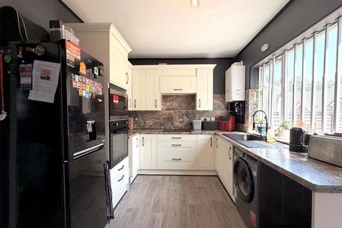 3 bedroom terraced house for sale, Lanchester Road, Birmingham, West Midlands, B38