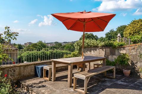4 bedroom detached house to rent, Sydney Buildings Bath BA2