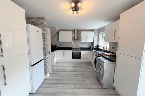 3 bedroom terraced house for sale, Lindisfarne Road, Middlesbrough
