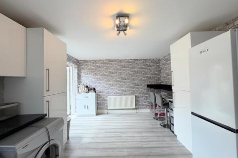 3 bedroom terraced house for sale, Lindisfarne Road, Middlesbrough