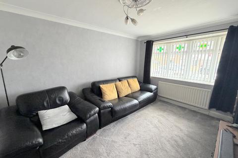 3 bedroom terraced house for sale, Lindisfarne Road, Middlesbrough